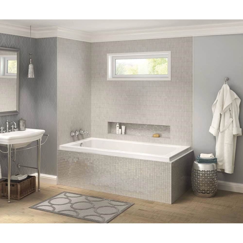 Maax Pose 7236 IF Acrylic Corner Left Right-Hand Drain Bathtub in White
